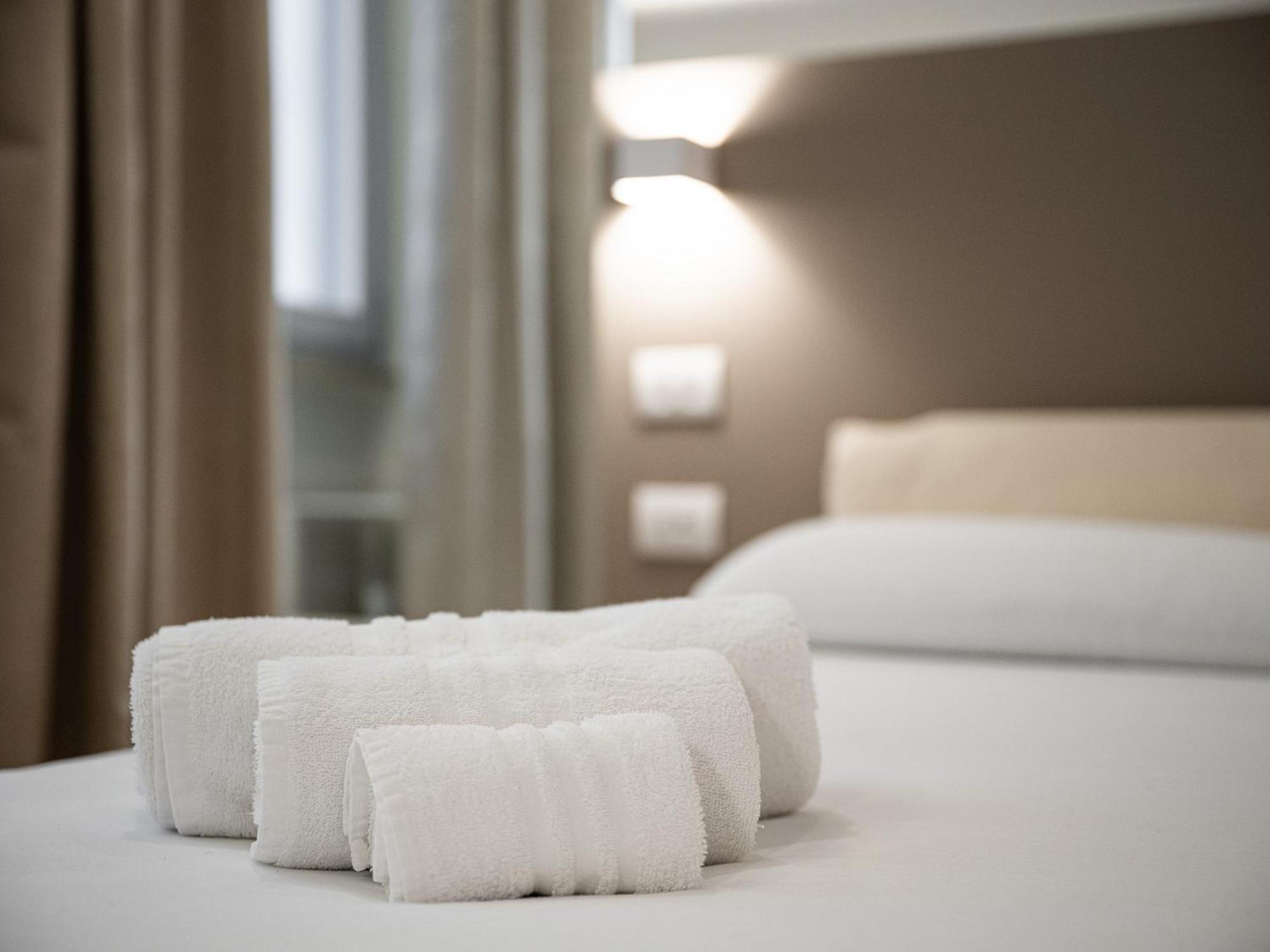 Dome Hotel Cagliari Bagian luar foto